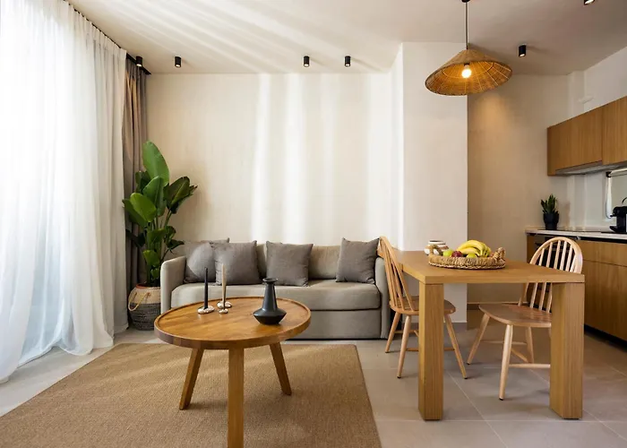 Pnoes Luxury Suites
